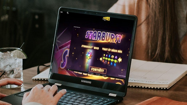 Casoola starburst casino